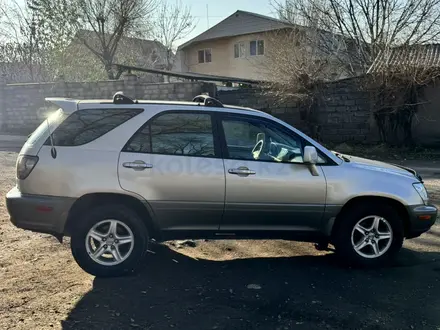 Lexus RX 300 1999 года за 4 850 000 тг. в Алматы – фото 5