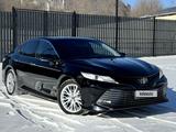 Toyota Camry 2018 года за 14 400 000 тг. в Караганда