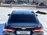 Toyota Camry 2018 года за 14 400 000 тг. в Караганда – фото 5