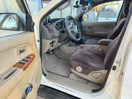 Toyota Fortuner 2009 года за 9 530 000 тг. в Актобе – фото 4