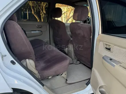 Toyota Fortuner 2009 года за 9 530 000 тг. в Актобе – фото 6