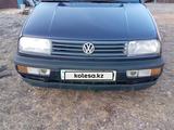 Volkswagen Vento 1994 года за 1 500 000 тг. в Караганда – фото 2