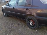 Volkswagen Vento 1994 года за 1 500 000 тг. в Караганда – фото 3