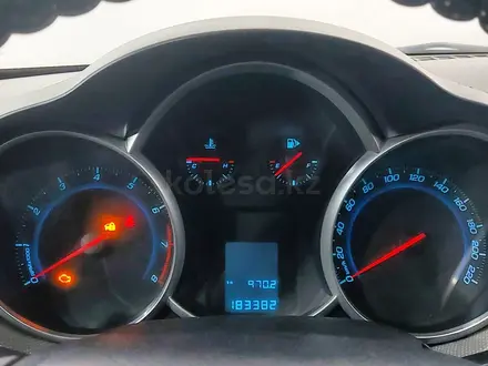 Chevrolet Cruze 2014 года за 4 440 000 тг. в Актобе – фото 21