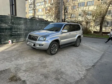 Toyota Land Cruiser Prado 2009 года за 13 300 000 тг. в Шымкент