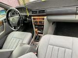 Mercedes-Benz E 220 1993 годаfor1 600 000 тг. в Павлодар – фото 4