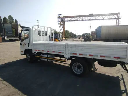 FAW  Бортовой грузовик 3 тонны длина борта 4.2 метра дизель 2022 года за 17 990 000 тг. в Алматы – фото 31