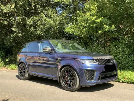 Land Rover Range Rover Sport 2014 года за 26 000 000 тг. в Алматы