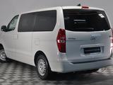 Hyundai H-1 2018 года за 13 990 000 тг. в Алматы – фото 5