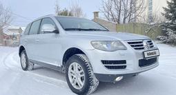 Volkswagen Touareg 2007 годаүшін6 700 000 тг. в Караганда – фото 2