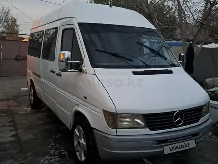 Mercedes-Benz Sprinter 1998 года за 2 300 000 тг. в Кызылорда – фото 26