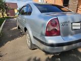 Volkswagen Passat 2002 годаfor2 600 000 тг. в Астана – фото 3