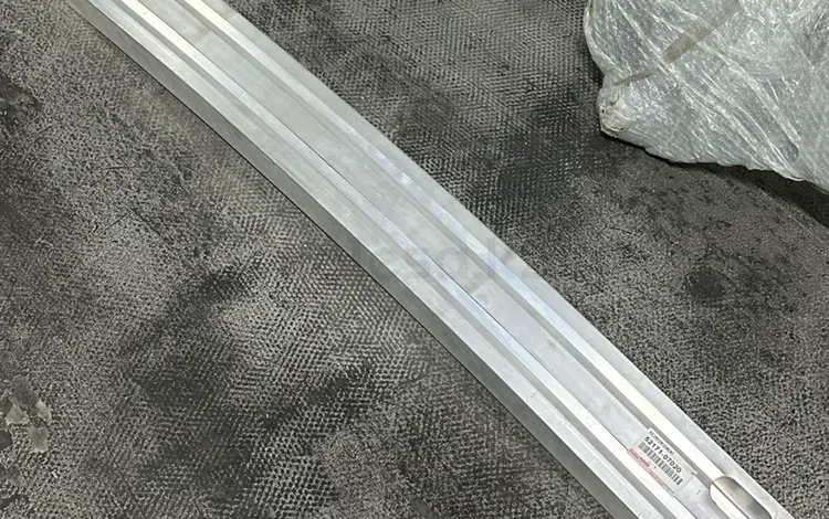 Усилитель бампера Camry 70-75 за 28 000 тг. в Алматы