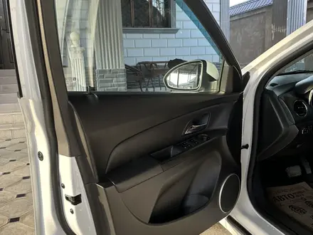 Chevrolet Cruze 2013 года за 5 300 000 тг. в Шымкент – фото 10