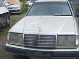 Mercedes-Benz E 230 1991 года за 10 000 тг. в Астана