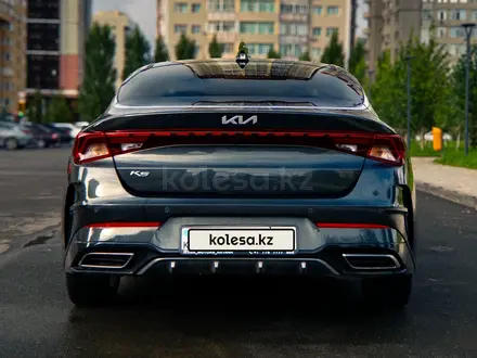 Kia K5 2022 года за 10 800 000 тг. в Астана – фото 8