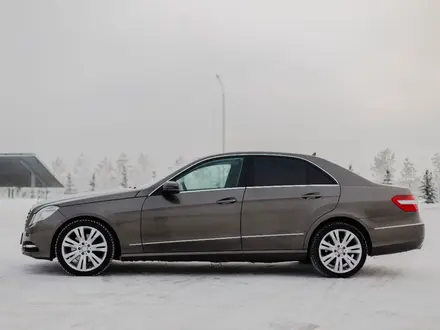 Mercedes-Benz E 300 2010 года за 8 000 000 тг. в Астана – фото 2