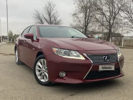 Lexus ES 300h 2014 года за 13 000 000 тг. в Актау