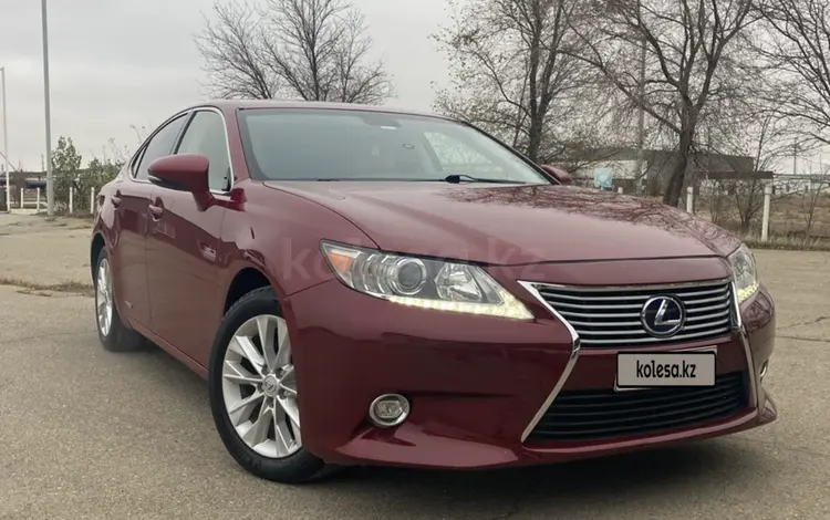 Lexus ES 300h 2014 года за 6 500 000 тг. в Актау