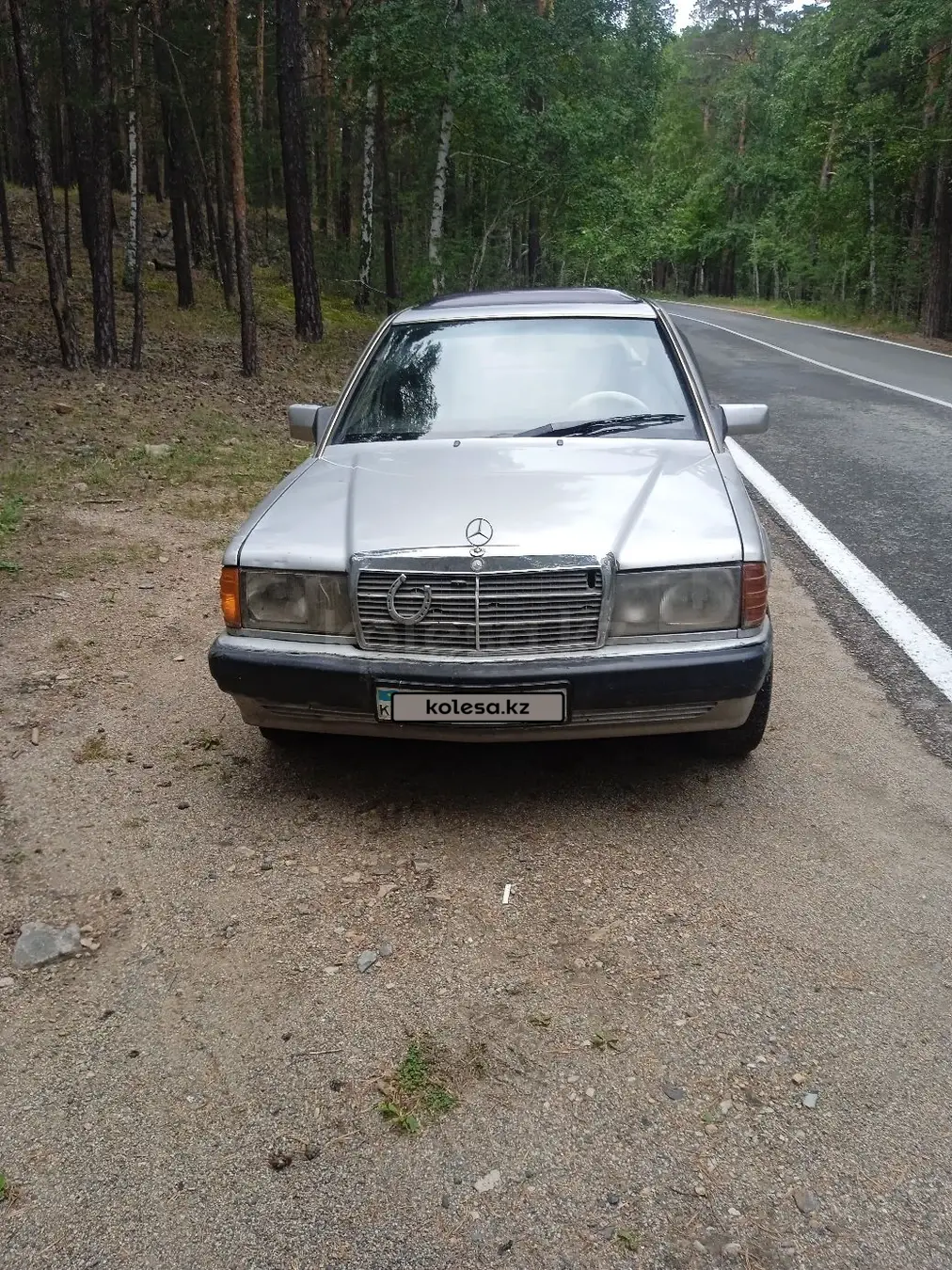 Mercedes-Benz 190, 1990