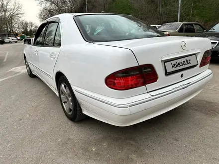 Mercedes-Benz E 320 2001 годаүшін5 000 000 тг. в Алматы – фото 3