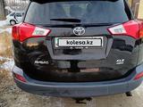 Toyota RAV4 2015 года за 11 500 000 тг. в Жезказган – фото 4