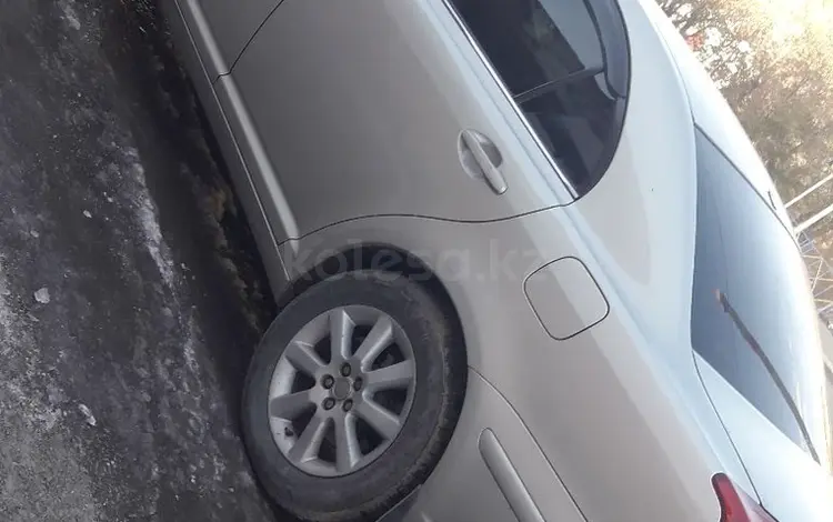 Toyota Avensis 2006 годаfor3 800 000 тг. в Экибастуз