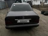 Mercedes-Benz E 220 1993 года за 1 840 000 тг. в Жаркент – фото 4