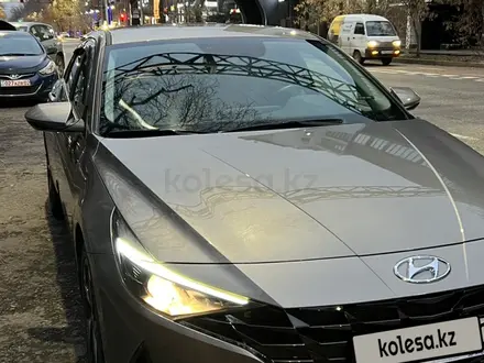 Hyundai Elantra 2023 года за 12 500 000 тг. в Алматы – фото 5