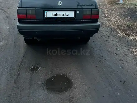 Volkswagen Passat 1993 года за 900 000 тг. в Караганда – фото 5