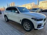 BMW X5 2020 года за 37 000 000 тг. в Астана – фото 2
