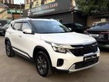 Kia Seltos 2023 годаүшін8 490 000 тг. в Алматы – фото 2