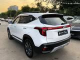 Kia Seltos 2023 годаүшін8 490 000 тг. в Алматы – фото 5