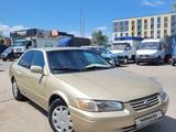 Toyota Camry 1998 годаүшін2 600 000 тг. в Тараз