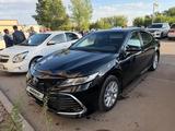 Toyota Camry 2022 годаүшін13 500 000 тг. в Астана – фото 2