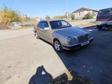 Mercedes-Benz E 230 1996 годаүшін2 200 000 тг. в Экибастуз