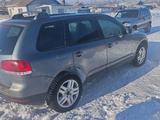 Volkswagen Touareg 2002 годаfor3 500 000 тг. в Астана – фото 4