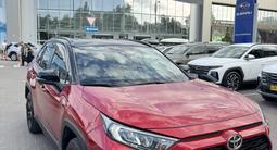 Toyota RAV4 2021 годаүшін13 900 000 тг. в Алматы