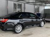 Toyota Camry 2014 годаүшін12 000 000 тг. в Алматы – фото 2