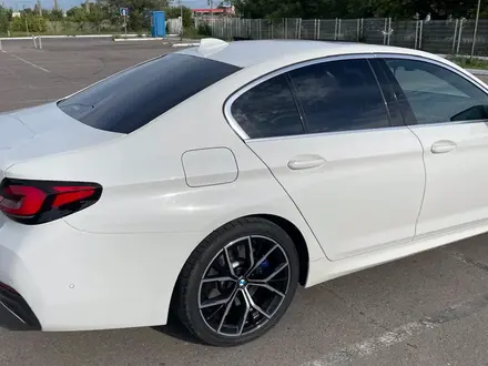 BMW 530 2022 года за 25 700 000 тг. в Павлодар – фото 4