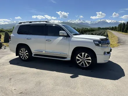 Toyota Land Cruiser 2017 года за 37 500 000 тг. в Алматы – фото 5