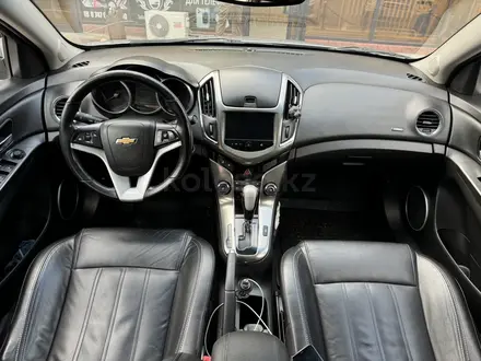 Chevrolet Cruze 2013 года за 4 500 000 тг. в Алматы – фото 14