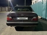 Mercedes-Benz E 230 1992 годаfor1 650 000 тг. в Тараз – фото 5