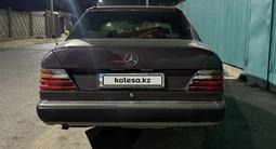 Mercedes-Benz E 230 1992 годаfor1 650 000 тг. в Тараз – фото 5