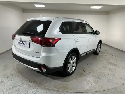 Mitsubishi Outlander 2017 года за 9 200 000 тг. в Костанай – фото 6