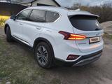Hyundai Santa Fe 2019 года за 11 800 000 тг. в Петропавловск – фото 3