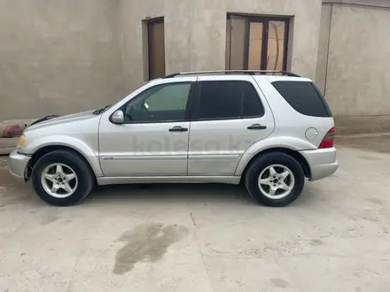 Mercedes-Benz ML 320 2002 года за 3 200 000 тг. в Актау – фото 2