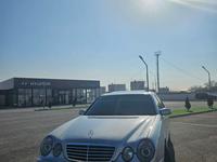 Mercedes-Benz E 320 1999 года за 4 300 000 тг. в Жанаозен