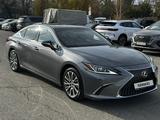 Lexus ES 250 2021 года за 21 900 000 тг. в Алматы