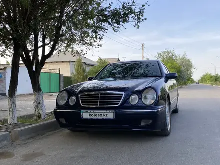 Mercedes-Benz E 320 2000 года за 6 500 000 тг. в Туркестан – фото 14